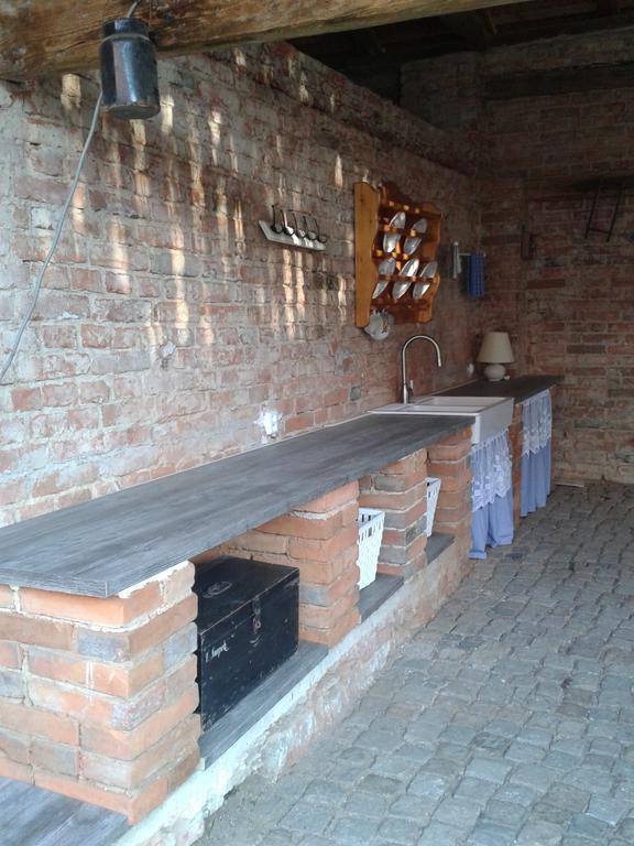 Penzion A Hospoda Na Statku Hluboká nad Vltavou Exterior foto